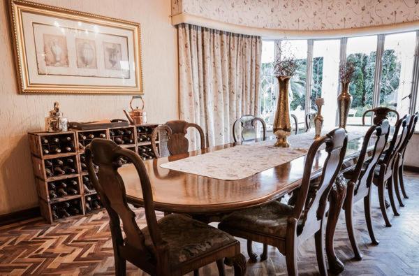 Ascot Mews Bed & Breakfast Албертън Екстериор снимка